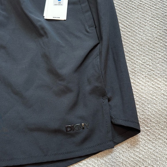 DKNY Men’s Shorts Size XL NWT Black Lined UPF40 Active Summer - Picture 5 of 8